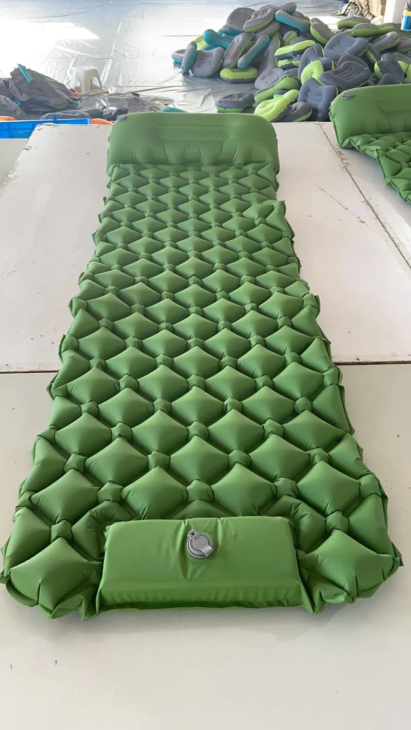 สีเขียว