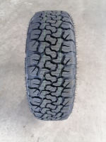 Pneus radiaux sans chambre à air neufs 235/70R16 245/70R16 255/70R16 265/70R16 275/70R16 en provenance de Chine à Dubaï