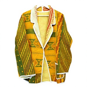 Veste d'hiver matelassée Kantha brodée réversible faite à la main pour femme, en coton, motif géométrique, col mandarin, style blazer - Product Image 1