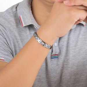 Pulsera magnética de acero de tungsteno <span class=keywords><strong>para</strong></span> hombre, 5 en 1, imanes, <span class=keywords><strong>iones</strong></span> <span class=keywords><strong>negativos</strong></span>, germanio, salud, joyería - Product Image 5