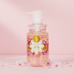 Sabun Mandi Busa Anti-Penuaan 480ml Terinspirasi Kelopak Bunga dengan Niacinamide, Pemutih, dan Fitur Busa - Product Image 4