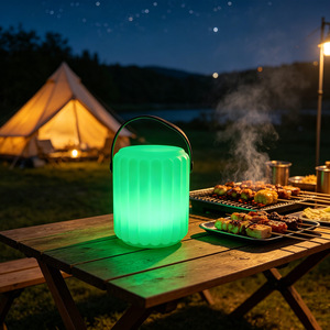 Lampe de table de camping LED sans fil portable, étanche IP65, lumière d'ambiance RGB à 16 couleurs changeantes avec télécommande - Product Image 1