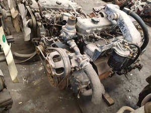 Motor Diésel H07C 6.728L de 6 Cilindros Usado Original Completo con Caja de Cambios para Camión Hino - Product Image 6
