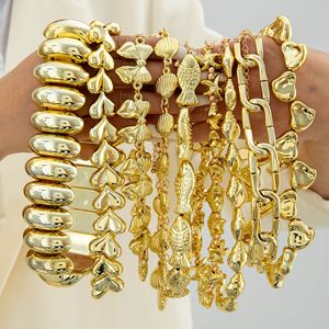 Collier court fantaisie pour femme, style punk, avec nœud doré, cœur de pêche et coquillage, bijou de fête exagéré, vente en gros - Product Image 1