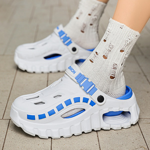 <b>Men's</b> Height Increasing Low Heels <b>Clogs</b> EVA Midsole Thick Sole Rubber Outsole Hollow Design Outdoor Beach Style Closed Toe - Product Image 3