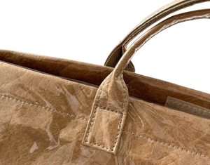 Bolsas de compras de papel Kraft lavables a la moda con logotipo personalizado con asas - Product Image 4