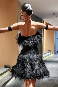 Robe de danse latine Vennystyle sans dos en plumes et spandex/coton – Costume de compétition de Blackpool sur mesure orné de cristaux - Product Image 6
