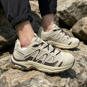 Chaussures de randonnée noires respirantes antidérapantes à talon bas pour hommes, pour la montagne, le camping, le sport et les loisirs - Product Image 2