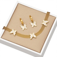 Nouvelle Collection : Parures de Bijoux Classiques en Acier Inoxydable, Plaqué Or 18K, Imperméables et Inaltérables, Collier et Boucles d'Oreilles Papillon – Idéal Cadeau