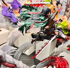 Estatua GK Personalizada Ataque a los Titanes Mikasa vs. Titán Femenino, Figura de Anime para Coleccionistas, Material de Resina, Edición Limitada, Pieza de Exhibición - Product Image 5
