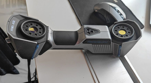 Alta precisión Rendimiento perfecto Freescan <span class=keywords><strong>3D</strong></span> Ue 11 PRO Escáneres láser <span class=keywords><strong>3D</strong></span> portátiles CNC Escaneo de automóviles Escáner <span class=keywords><strong>3D</strong></span> industrial - Product Image 2