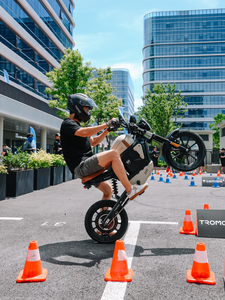 Moto tout-terrain électrique chinoise <span class=keywords><strong>de</strong></span> <span class=keywords><strong>marque</strong></span> Tromox, nouvelle M05, 2500W, pour adultes, 48V48Ah, 21 vitesses, homologuée CEE, autonomie <span class=keywords><strong>de</strong></span> 80 km, fibre <span class=keywords><strong>de</strong></span> carbone - Product Image 4