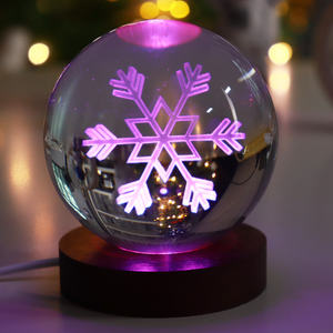 Coloré changé 3D flocon <span class=keywords><strong>de</strong></span> neige <span class=keywords><strong>noël</strong></span> vacances cadeau cristal veilleuse <span class=keywords><strong>boule</strong></span> lampe Laser gravure cristal <span class=keywords><strong>boule</strong></span> <span class=keywords><strong>de</strong></span> <span class=keywords><strong>noël</strong></span> - Product Image 2