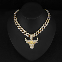 NL2128 Collar con colgante de cabeza de toro Chapado en plata y oro personalizable Nicho Personalidad Estilo Hip Hop Rap para hombres y niños