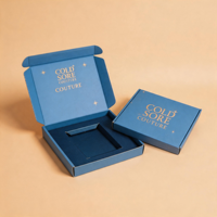 Boîtes d'expédition en carton ondulé recyclables imprimées sur mesure avec impression quadricolore, design Groovy Vibe pour l'emballage de vêtements et de produits de style de vie