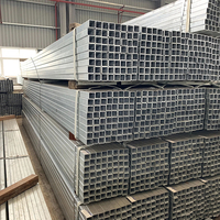Tuyau rectangulaire en acier galvanisé Q235B Q355B 40x20-400x300mm x 2-10mm, très populaire pour le support structurel des entrepôts industriels