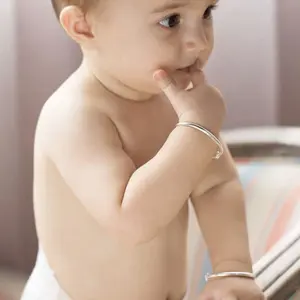 2023 joyería al por mayor 925 plata esterlina bebé cambiar el tamaño pulseras ajustables brazaletes para niños 22 g/par