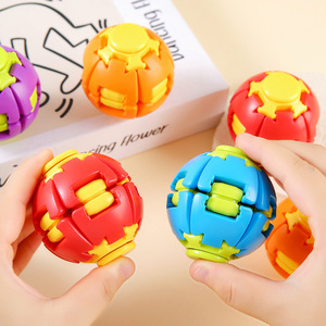 Balle Infinie Colorée Transformable, Jouet Anti-Stress Pliable, Puzzle Sensoriel de Bureau pour Enfants et Adultes - Product Image 6