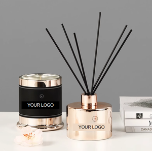 Eno propose des produits d'aromathérapie personnalisés avec des bougies parfumées de désodorisant personnalisées de longue durée et des ensembles de diffuseurs de roseaux - Product Image 1