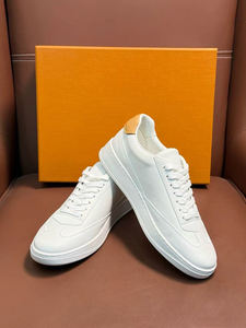 Nouvelles chaussures de sport décontractées de luxe pour hommes, de haute qualité, blanches, plates, antidérapantes, pour l'extérieur, style de marche confortable LVBAES - Product Image 3