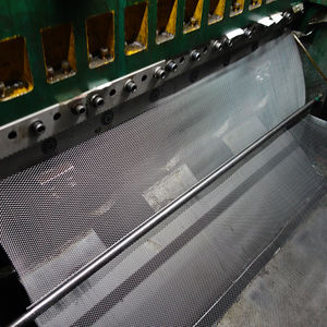 Filet de plaque d'acier microporeux de 1mm Petit treillis métallique déployé SS Mesh métallique déployé <span class=keywords><strong>pour</strong></span> couvercle de protection <span class=keywords><strong>Grille</strong></span> de haut-parleur - Product Image 6