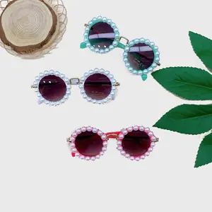 Retro fashion street photo children's sunglasses personality trend UV-resistant sticky pearl cool sunshade mirror for boys and g