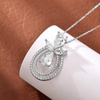 Collier pour femme en argent sterling 925 de haute qualité avec pendentif fer à cheval et zircon cubique taillé en forme de poire, plaqué rhodium