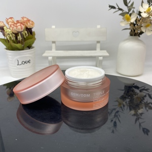 Crema facial de colágeno de triple efecto con ácido hialurónico y proteína de elastina para hidratar, reafirmar y tensar la piel. - Product Image 4