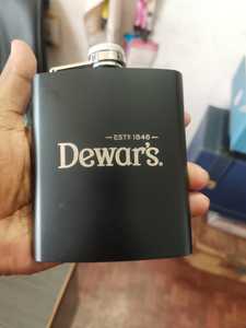 Ensemble de flasques de hanche en acier inoxydable les plus vendues flacon de poche en cuir de conception d'échecs à la mode pour hommes boîte de logo personnalisé prix de gros - Product Image 2