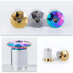 Manillar de Aleación de Aluminio con Diseño de Diamante para Bicicletas de Montaña/Carretera, con Tapones de Bloqueo y Agarre Antideslizante - Product Image 4