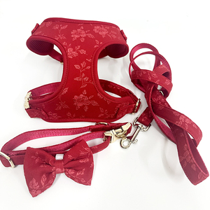 Nouveautés : Collier pour chien rouge réglable et ensemble laisse-harnais respirant de luxe tendance - Product Image 3