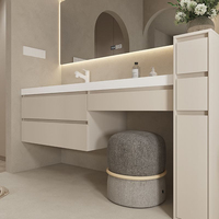 Ensemble de meubles de salle de bain modernes en MDF flottant avec miroir LED, lavabo en céramique et armoires murales de rangement