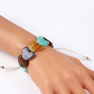 กำไลข้อมือคริสตัลรูปหัวใจทรงธรรมชาติ รุ่นใหม่ ขายส่ง HR SZ-019 สำหรับทุกเพศทุกวัย ดีไซน์ทันสมัย คุณภาพสูง ประดับด้วยหินหลากสีสัน สานอย่างมีเอกลักษณ์ สไตล์เรโทร - Product Image 4