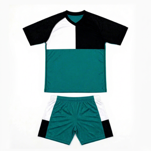 Conjunto de camiseta de fútbol con cuello en V para hombre, en verde marino, rojo y negro, con bloques de color, transpirable, de malla, de manga corta, ropa deportiva de malla. - Product Image 1