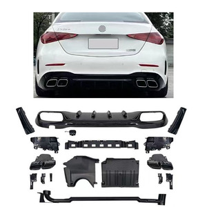 Kit carrosserie pour <span class=keywords><strong>Classe</strong></span> C W206 upgrade C63 <span class=keywords><strong>AMG</strong></span> Pare-chocs avant avec grille pare-chocs arrière diffuseur jupe latérale 2022 - Product Image 3