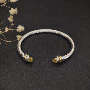 Bracciale di Lusso per <span class=keywords><strong>Donna</strong></span> in Acciaio Inossidabile 5MM di Alta Qualità, Ispirato ai Marchi Famosi - Product Image 6