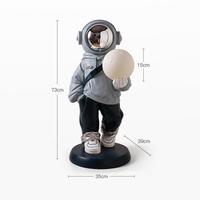 Résine Astronaute Figurine Moderne Cosmonaute Statue Décoration de La Maison Salon Ornements Lune Sculpture Pour Garçon Gril Cadeaux
