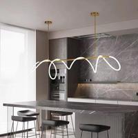 Lustre d'anneau de flux moderne d'emballage de style moderne pour le salon lampe en plastique silicone acrylique en caoutchouc souple éclairage décoratif