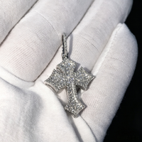 Pendentif Croix Gothique Personnalisé en Argent Sterling 925 Entièrement Micro-Pavé de Moissanite VVS, Style Hip Hop Chrétien pour Collier