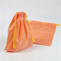 Sac à cordon personnalisé avec logo, sac d'emballage en plastique givré, pochette cadeau de marque pour boutique de vêtements, sacs anti-poussière pour sacs à main