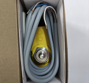 Capteur de débit en acier inoxydable de haute qualité FCS-G1/2A4-AP8X-H1141 Garantie 1 an - Product Image 5