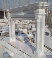 Cheminée en marbre blanc artisanal, cadre moderne classique avec piliers de support, autoportante, taille personnalisée, pour salon intérieur, télécommandée