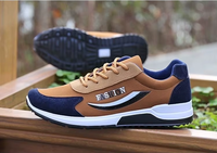Nouvelles chaussures de sport décontractées respirantes pour hommes, design tendance à motif lettre unique, confortables et antidérapantes pour le printemps et l'hiver