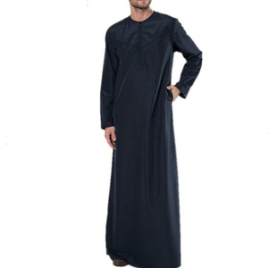 Casa di alta qualità medio-orientale da uomo arabo per le vacanze morbido e liscio nero bianco abito musulmano da uomo con cerniera Dubai arabo Malaysia - Product Image 1