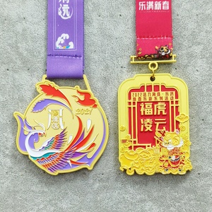 Fabricante de Medallas Oneway, Medalla Deportiva 3D de Metal Dorado para Triatlón, Maratón y Carreras, Trofeos y Medallas Personalizadas al por Mayor - Product Image 5