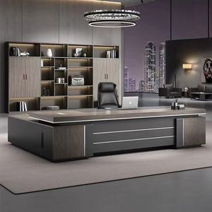 Elegante escritorio jefe y mesa de oficina Elegante escritorio ejecutivo de lujo para Presidentes, supervisores en oficinas - Product Image 2