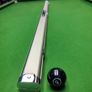 Étui rigide pour queue de billard portable personnalisable Étui de transport pour queue de billard Boîte de rangement intérieure rembourrée <span class=keywords><strong>en</strong></span> alliage d'aluminium pour queue de billard - Product Image 1