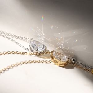 Colliers élégants résistants à la décoloration, bijoux fins, colliers en acier inoxydable avec pendentif en zircon en forme de larme, colliers en Y tendance pour femmes - Product Image 2