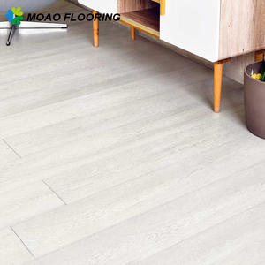 Carreaux de sol auto-adhésifs en <span class=keywords><strong>PVC</strong></span> les plus populaires Revêtement de sol en <span class=keywords><strong>PVC</strong></span> <span class=keywords><strong>Terrasse</strong></span> Pas cher Imperméable à peler et coller Revêtement de sol en vinyle Lvt - Product Image 5