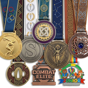 Medalla Deportiva Personalizada de Fabricante Profesional, Chapada en Oro, con Diseño Hueco, Medalla de Premio 3D con Horizonte Urbano Personalizado - Product Image 1